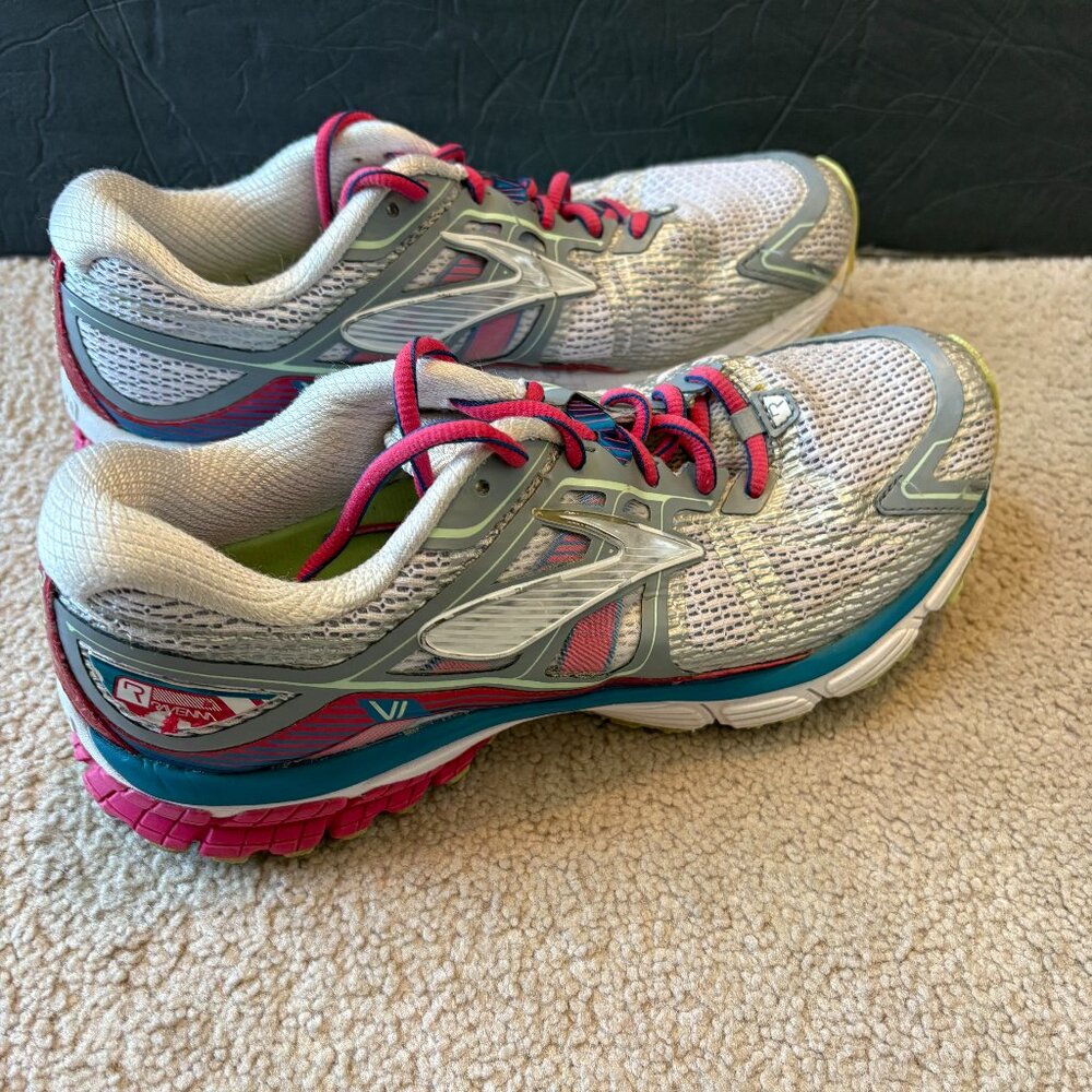 Brooks Ravenna 6 Women's Running Shoes Size 8.5 Gray Pink 1201821B157